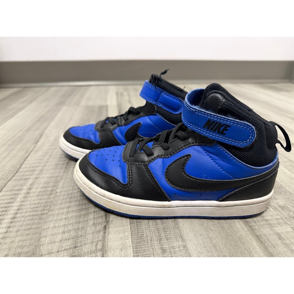 Nike boy blue and black borough mid 2 sneakers